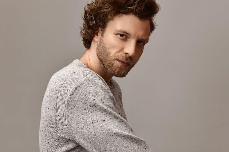 Half Wig Human Hair Buying Guide - Top Styles, Care Tips and Easy Application for a Natural Look