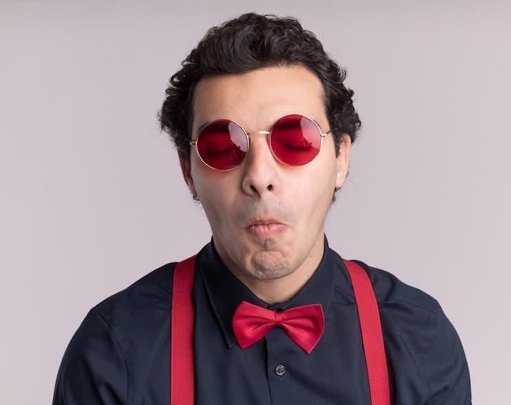 Discover what are 360 wigs and how to pick the best cap, hairline and care tips