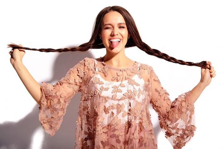 Complete Guide to honey blonde wig curly Care, Styling Tips and Choosing the Perfect Length