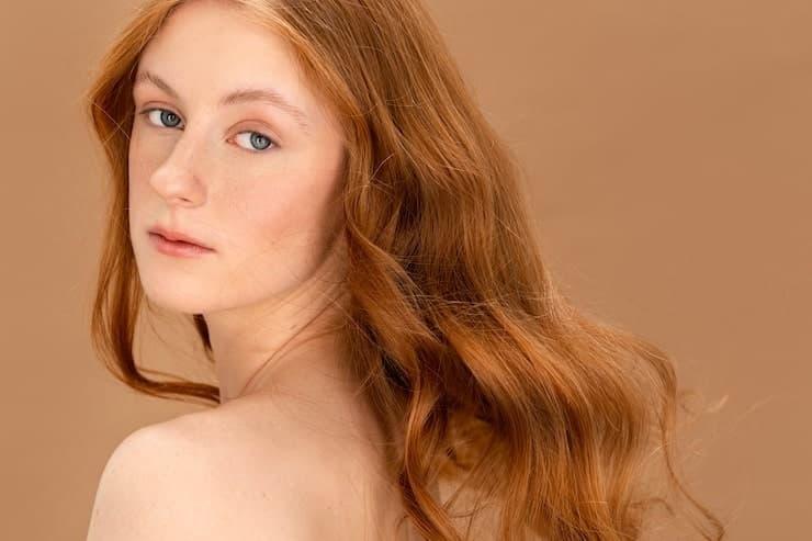 Hollywood Hair Truth does jane fonda wear a wig and What Hairstylists Say About Her Iconic Looks