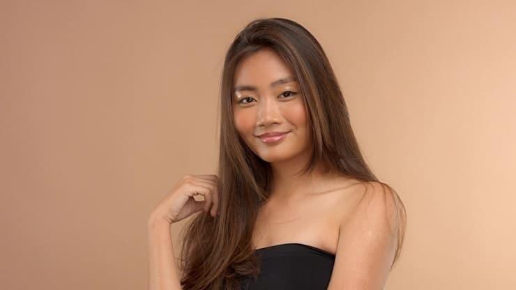 does liz bonis wear a wig — investigating photos, interviews and expert hair analysis