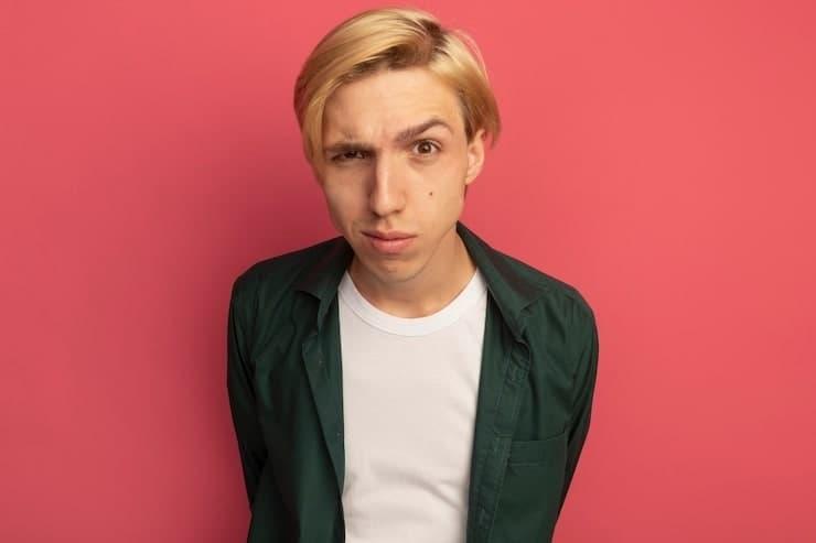 did taylor swift wear a wig for the eras tour - photo evidence, backstage reports and fan reactions