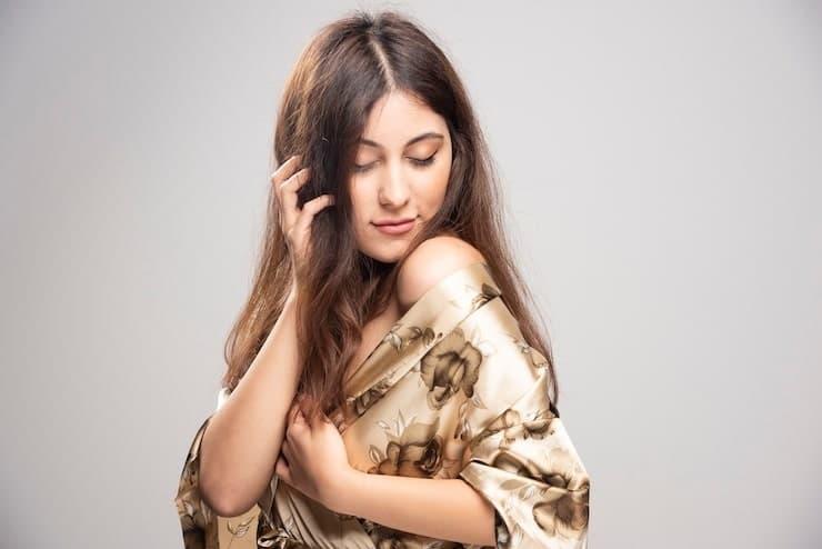 which menendez brother has a wig explored with rumors, photo evidence, and the truth