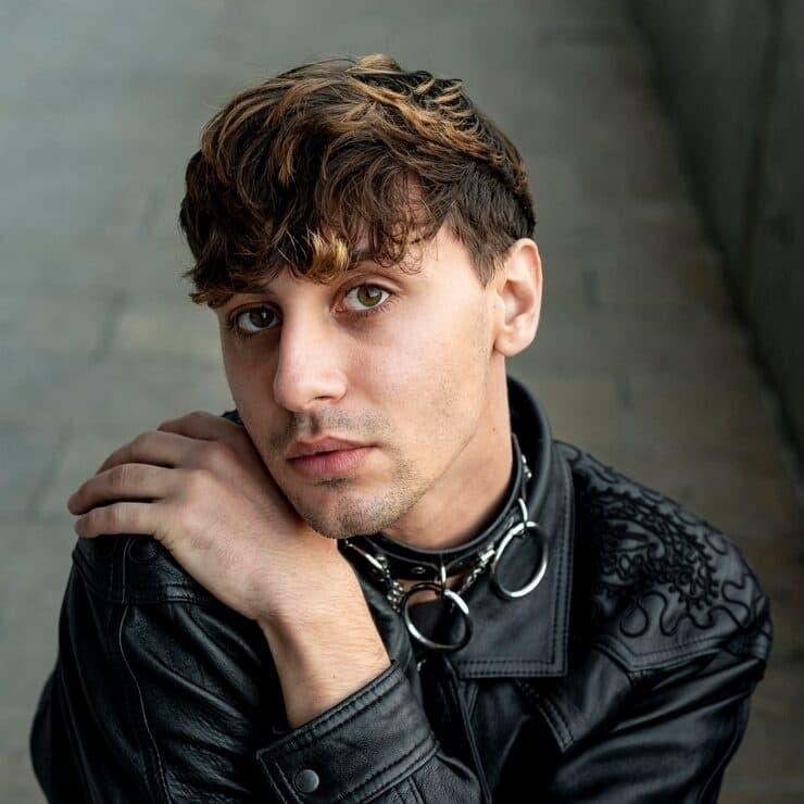 Why Are Wigs So Expensive A Practical Guide to Human Hair vs Synthetic Costs and Smart Ways to Save