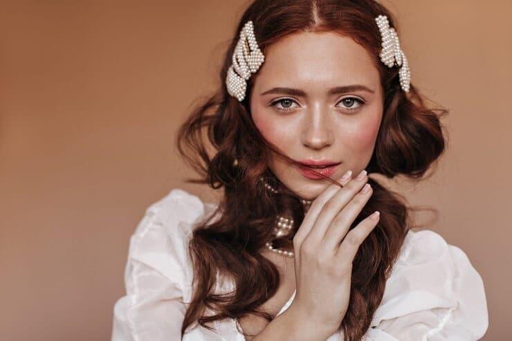 does kristen stewart wear a wig in twilight answered with on set photos and the real hairstyling story