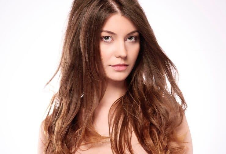 how old is carolyn wiger answered in 2025 - age, career highlights and surprising facts